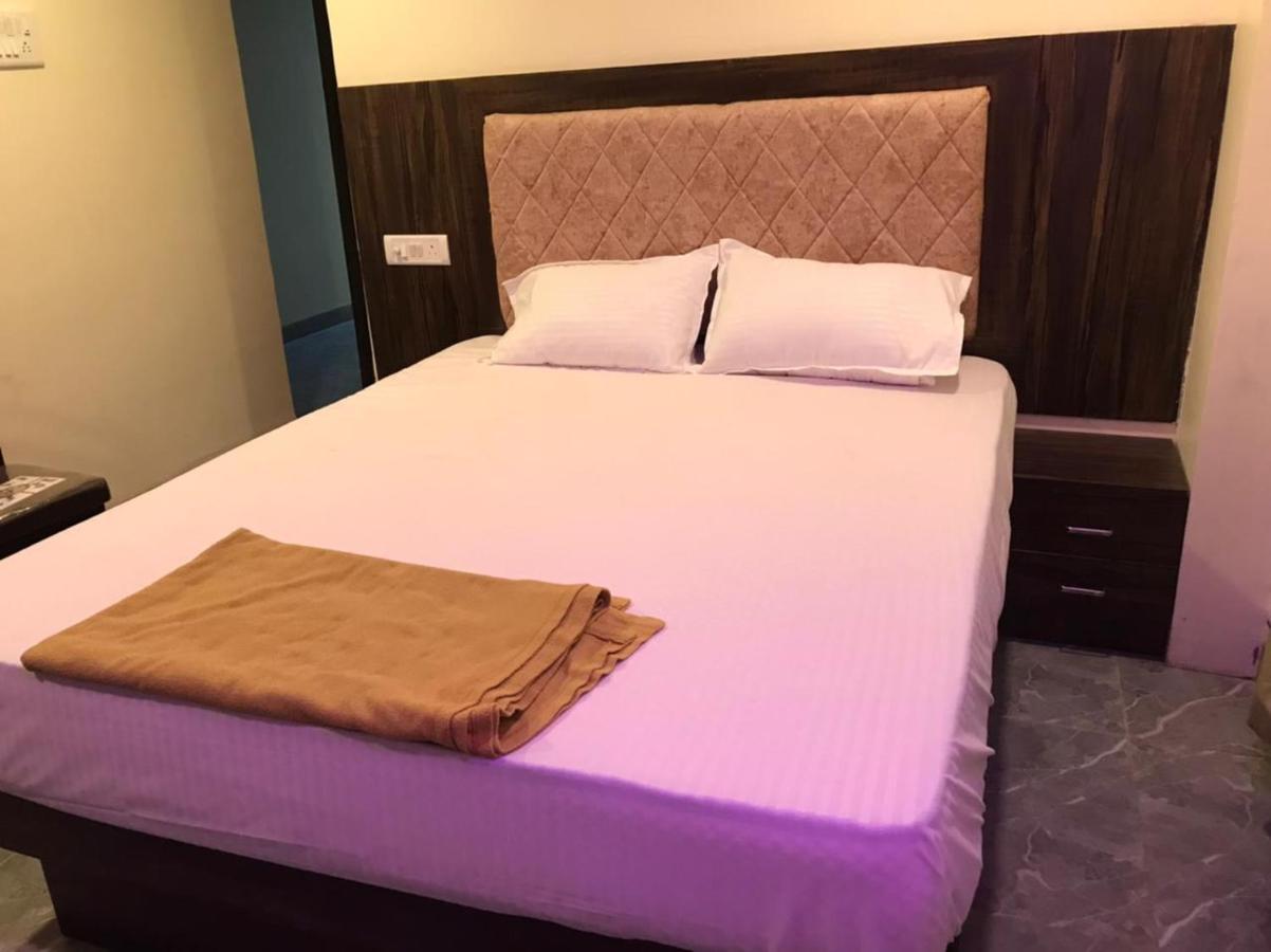 Taloja Midc Hotel Taloje Luaran gambar