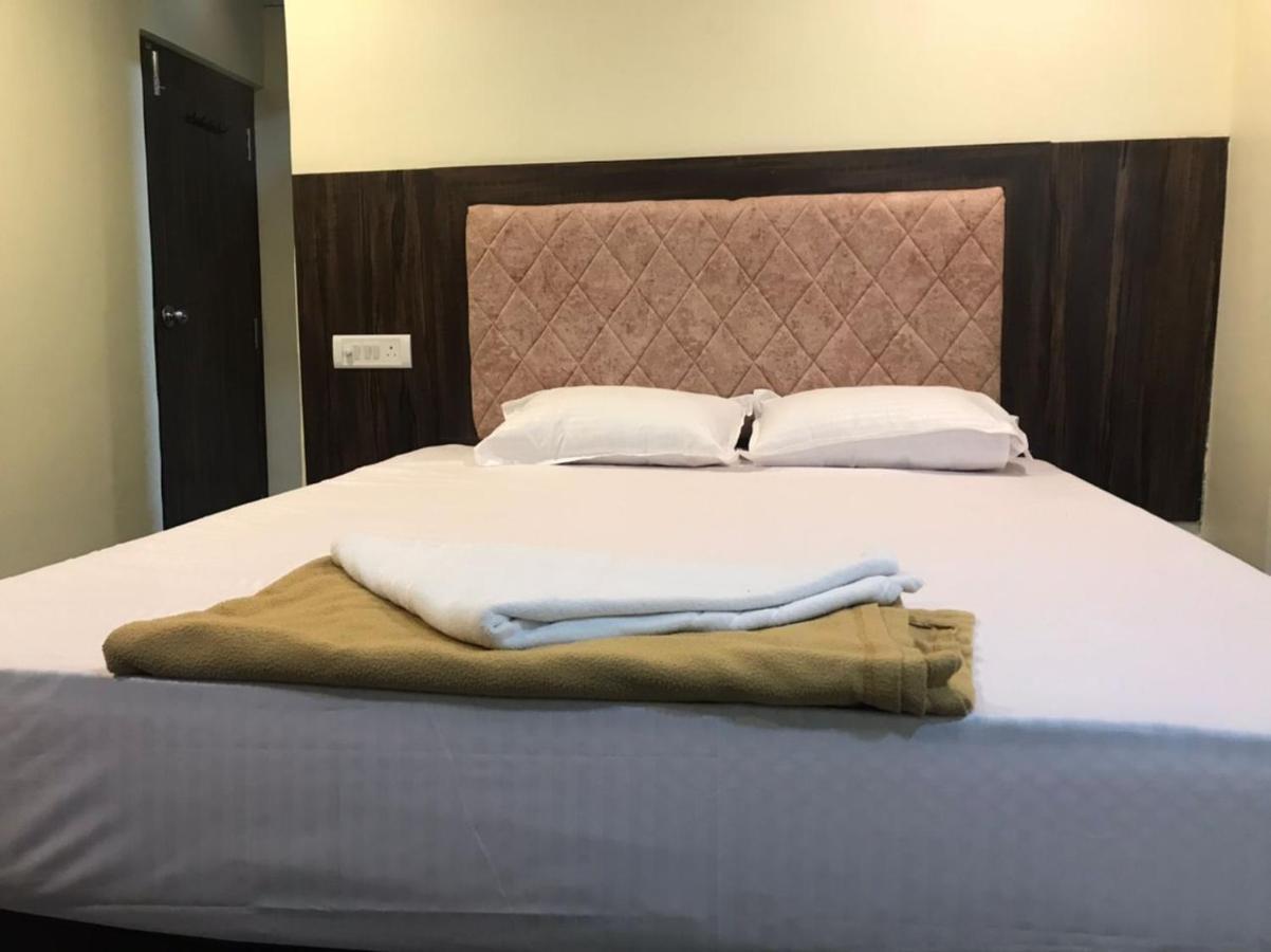 Taloja Midc Hotel Taloje Luaran gambar