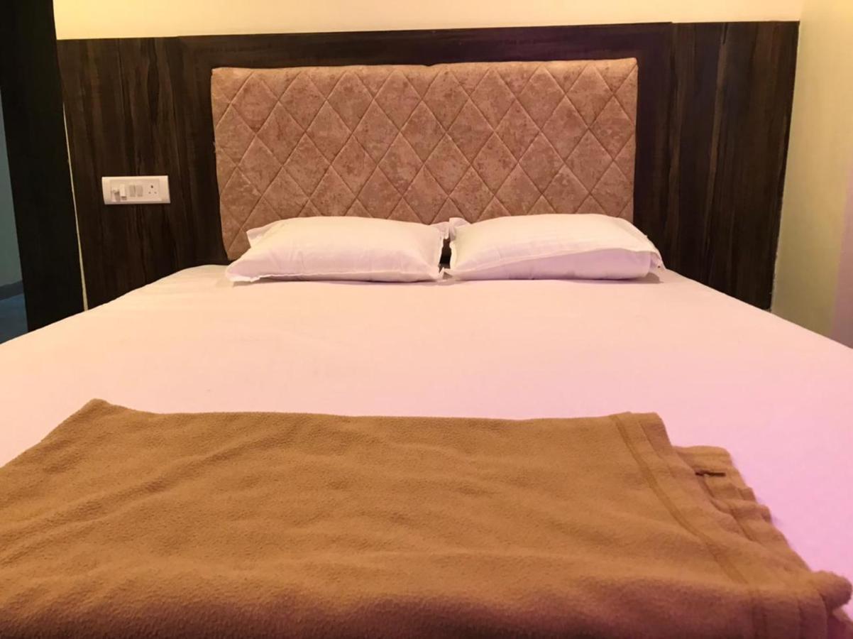 Taloja Midc Hotel Taloje Luaran gambar